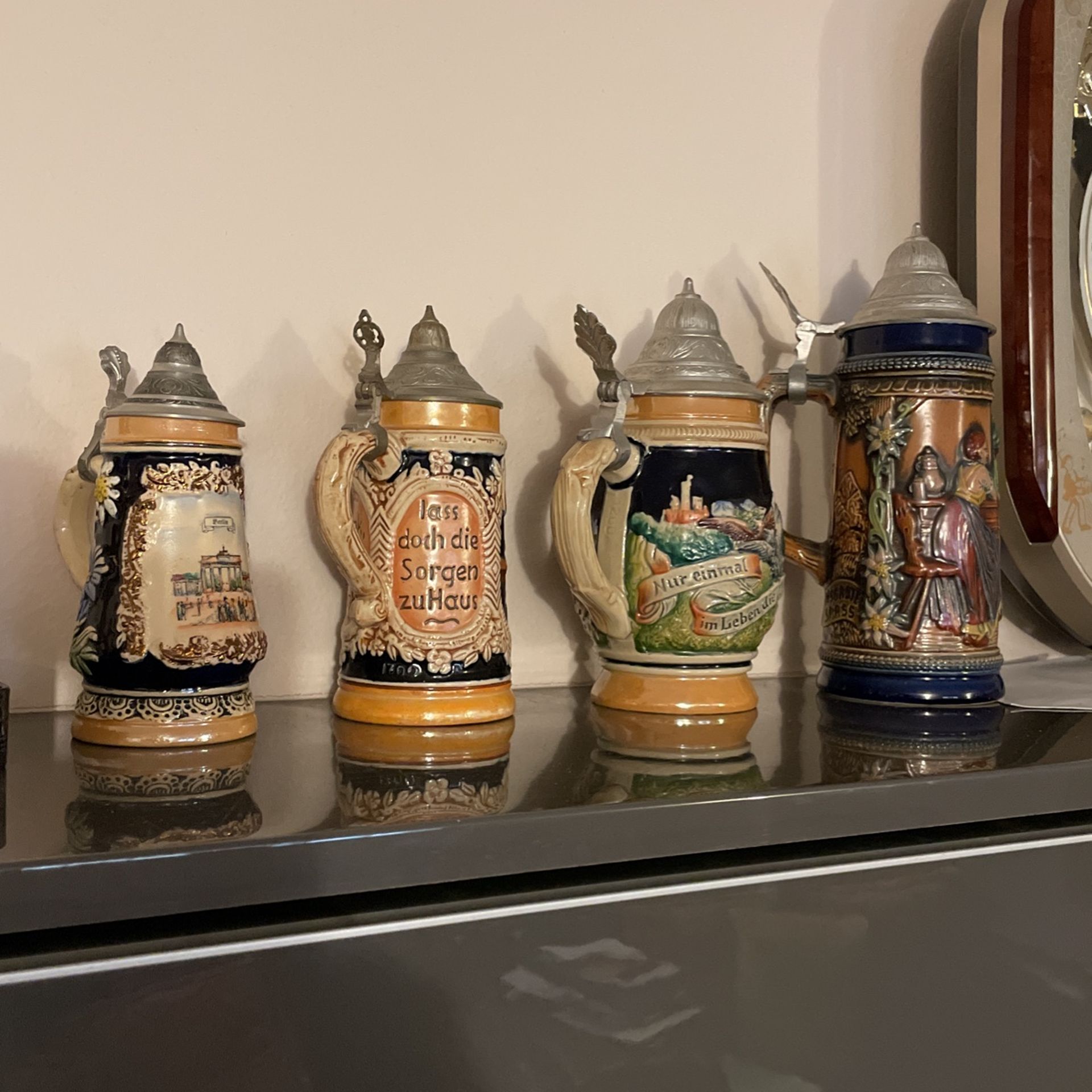 Mugs, Antique, German different sizes, 