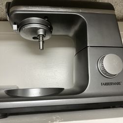 Mixer And Baking Supplies 