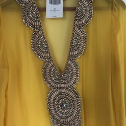 Elegante Túnica Bordada