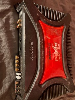 Sony Xplode 600 watts 4/3