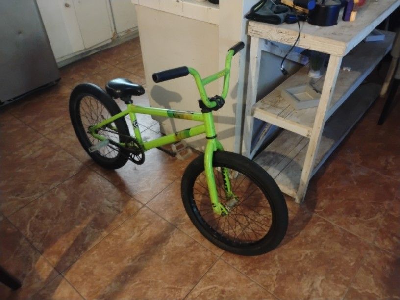 20 " Giant BMX Bike
