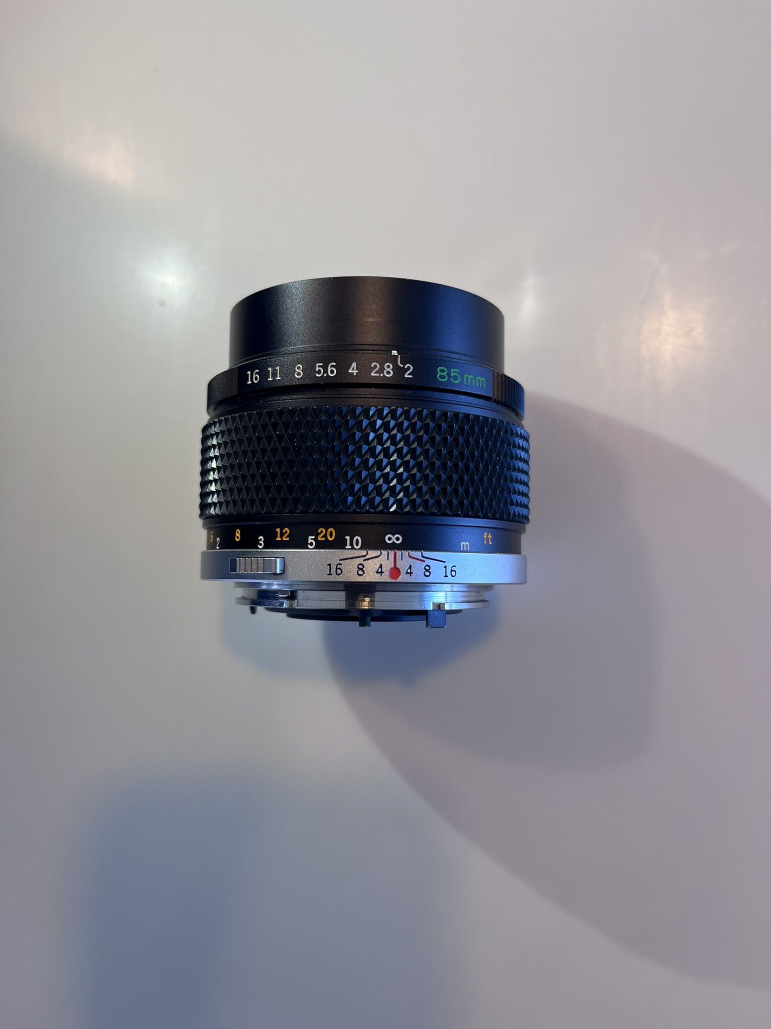 Olympus OM OM-System Zuiko 85mm f/2 F:2 In Excellent Condition