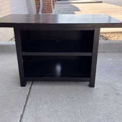 Tv stand