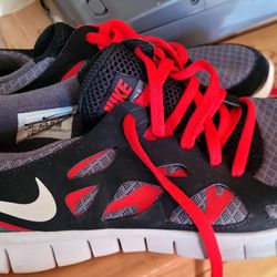 nike free run size 6 youth