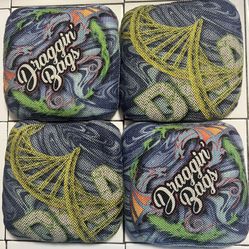 Draggin Bags (cornhole bags)