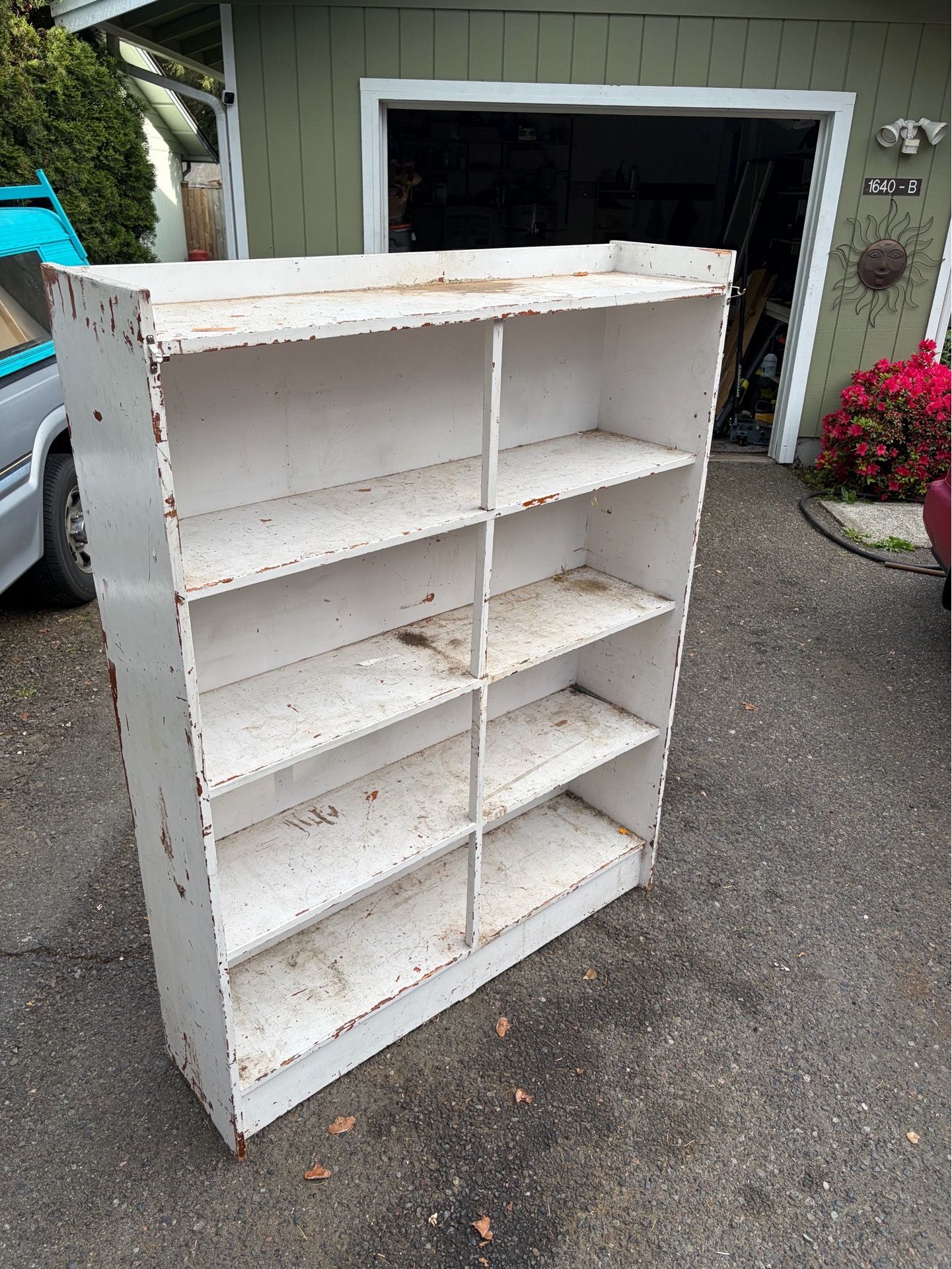 Free Shelf