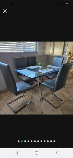 Dining Table Set