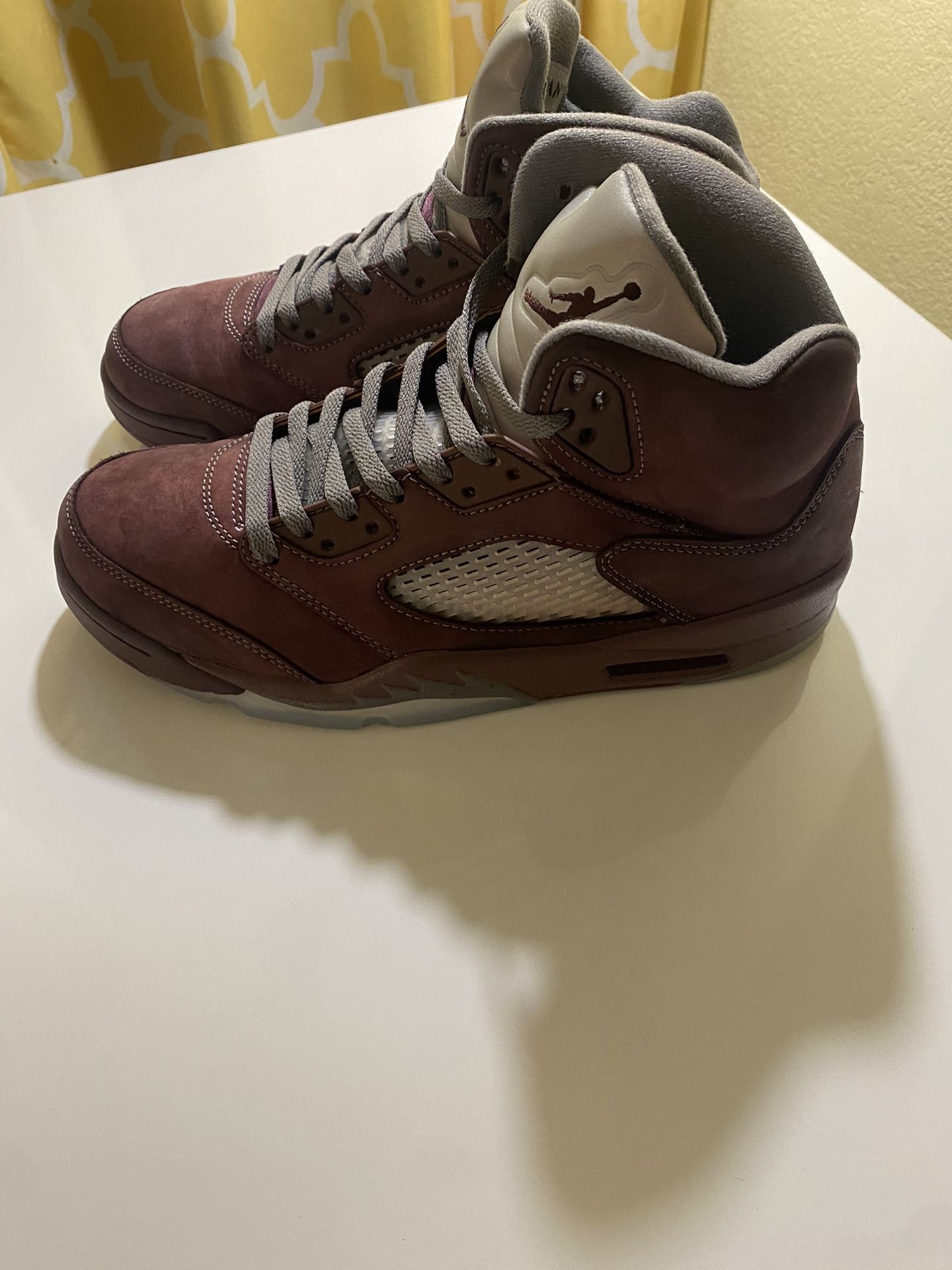 Jordan 5 Burgundy Size 10