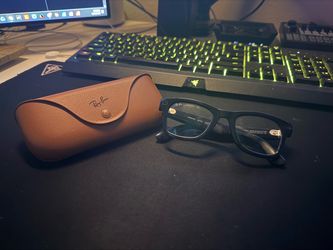 Rayban Meta Glasses.