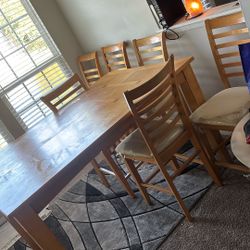 Dinner Table 