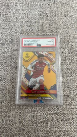 Soccer cards for sale “Read Description”