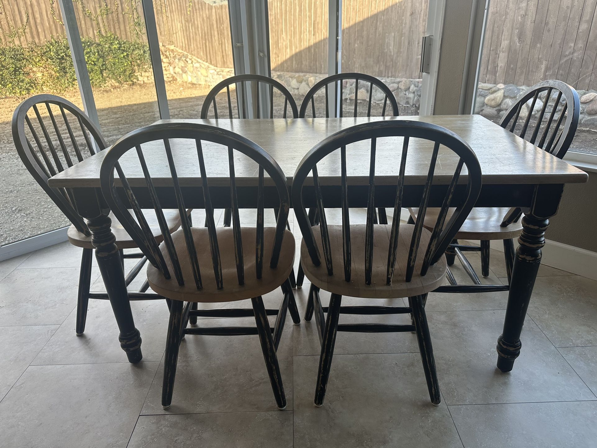 Dining Room Table With Chairs