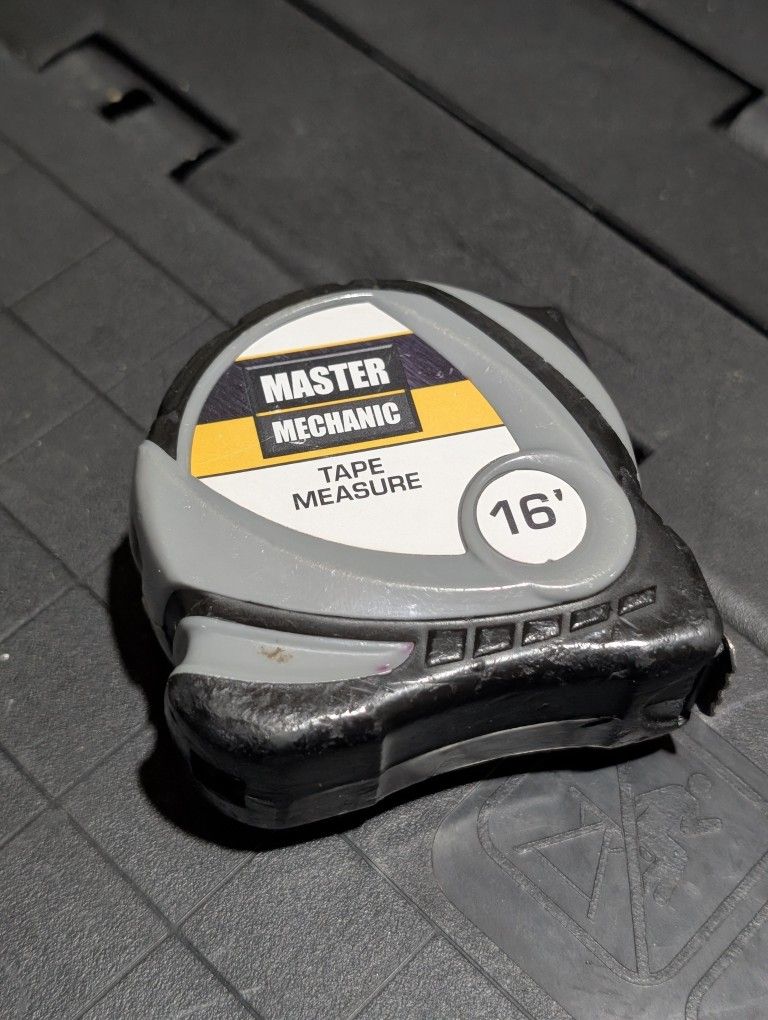 Tape Measure 16' Master Mechanic