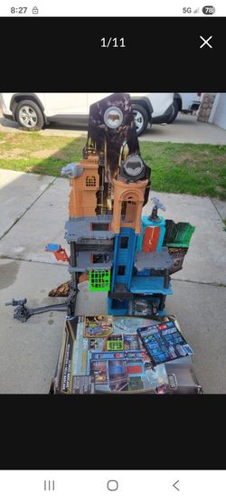 Batman Ultimate Batcave Playset