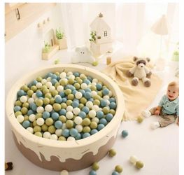 New-1000 Balls