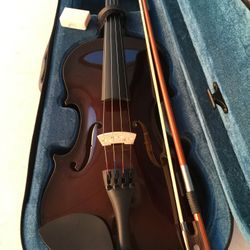 New 1/2 size violin