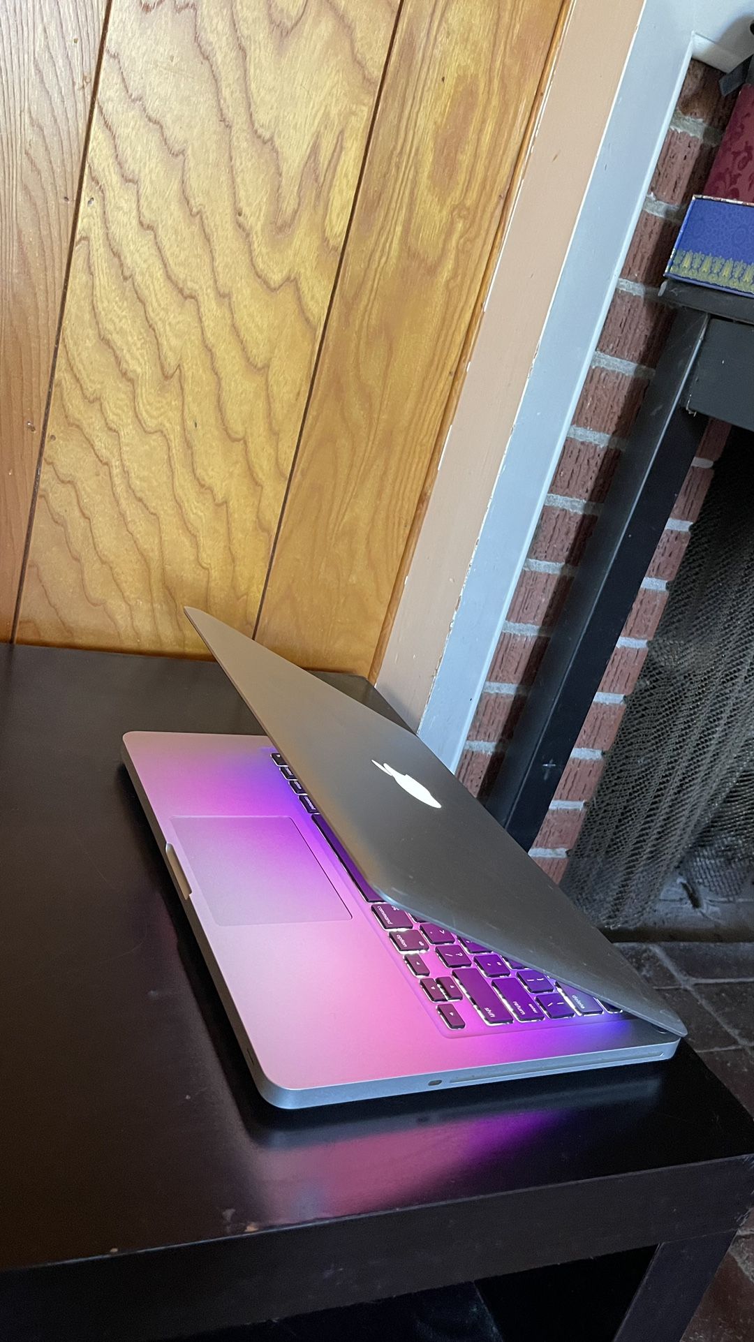 Apple MacBook Pro 13” I5/8GB/256GB SSD $140