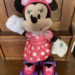 For Sale: Minnie Mouse Roller Skating Toy