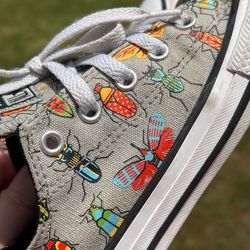 Kids bug converse shoes size 13.5