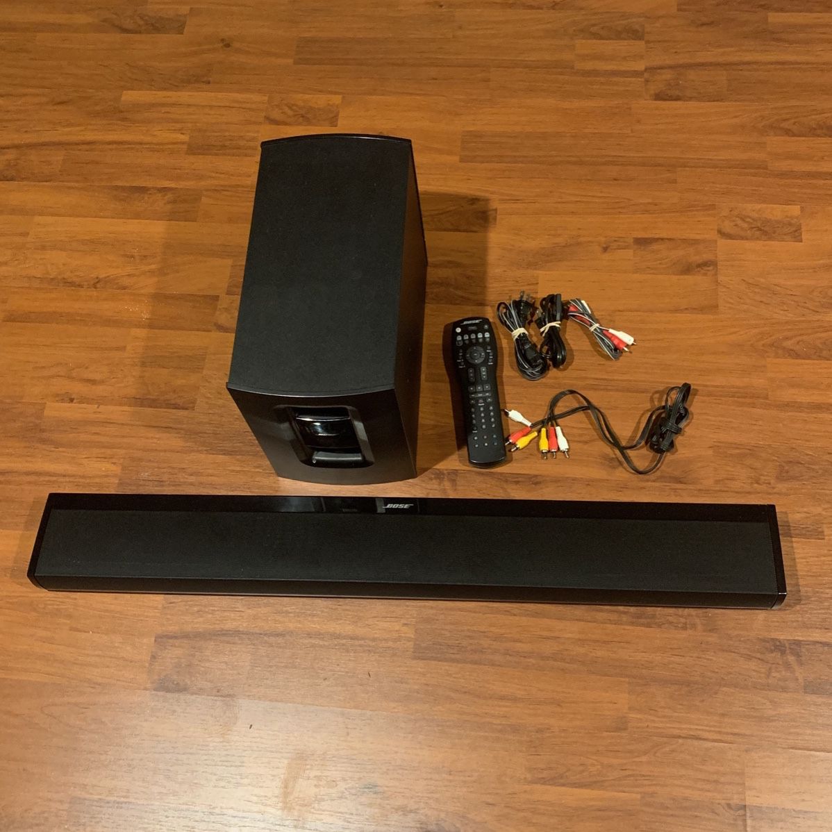 Bose 1SR Speaker Sistem Black Soundbar W/wireless Subwoofer +Remote Sale in Webster Groves, MO - OfferUp