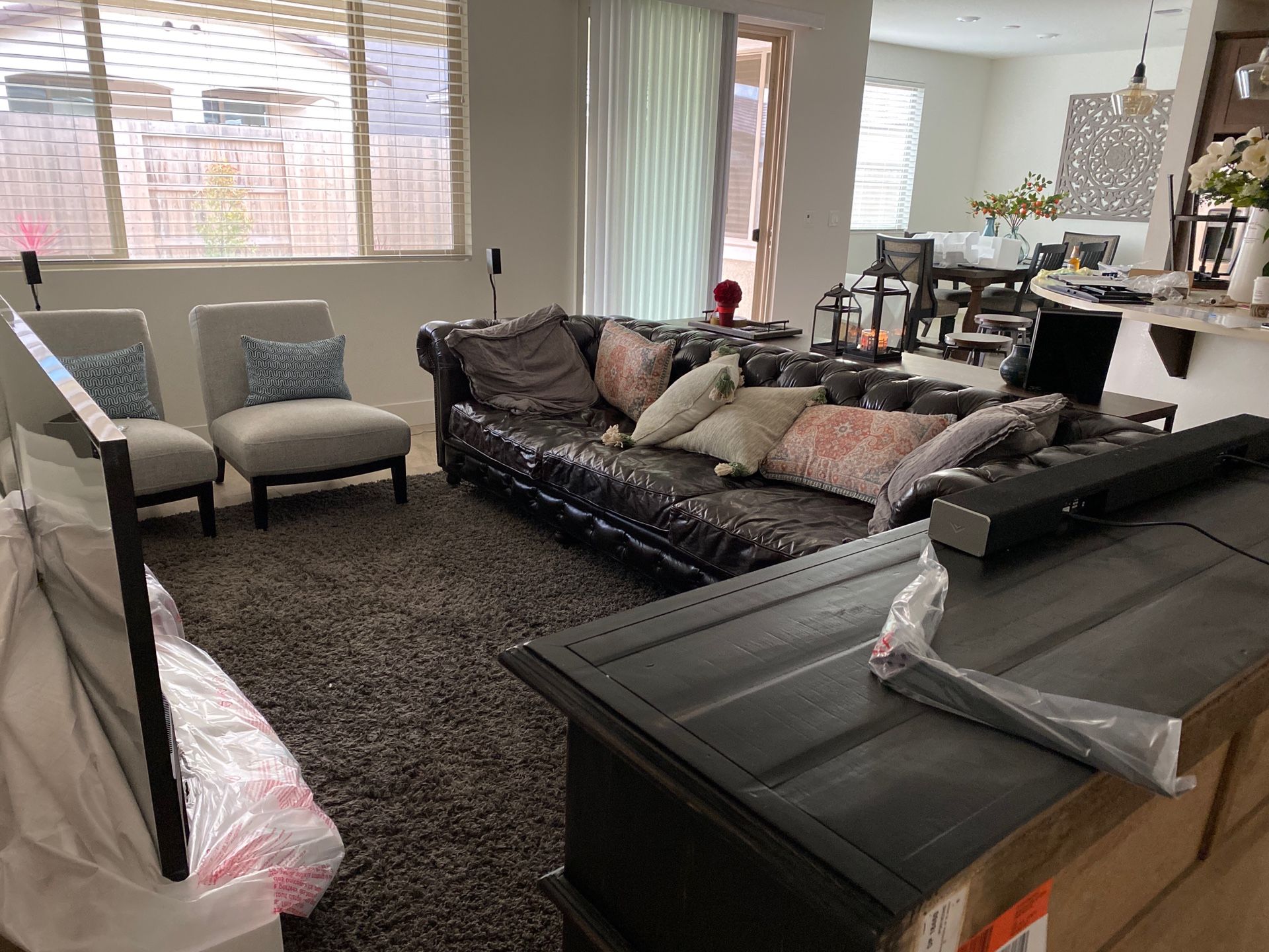 118" Kensington Leather Sofa (Restoration Hardware) for Sale in West Sacramento, CA OfferUp
