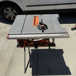 Rigid Table Saw 