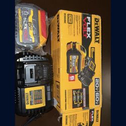Dewalt 6.0 AH FlexVolt Battery with  Charger
