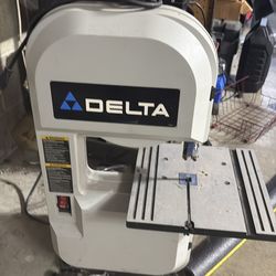 Delta saw in real good condition