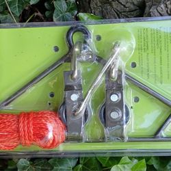 Brand New Gambrel Game Hoist Up To 500lbs 