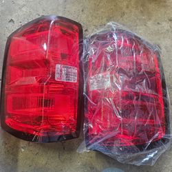 Tail Light Assembly for 2014 thru 2019 Chevy Silverado 1500