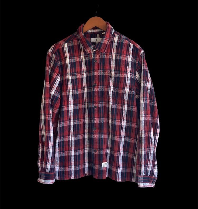 Undefeated Plaid Button up Long sleeve shirt M Streetwear Supreme Nike Rare