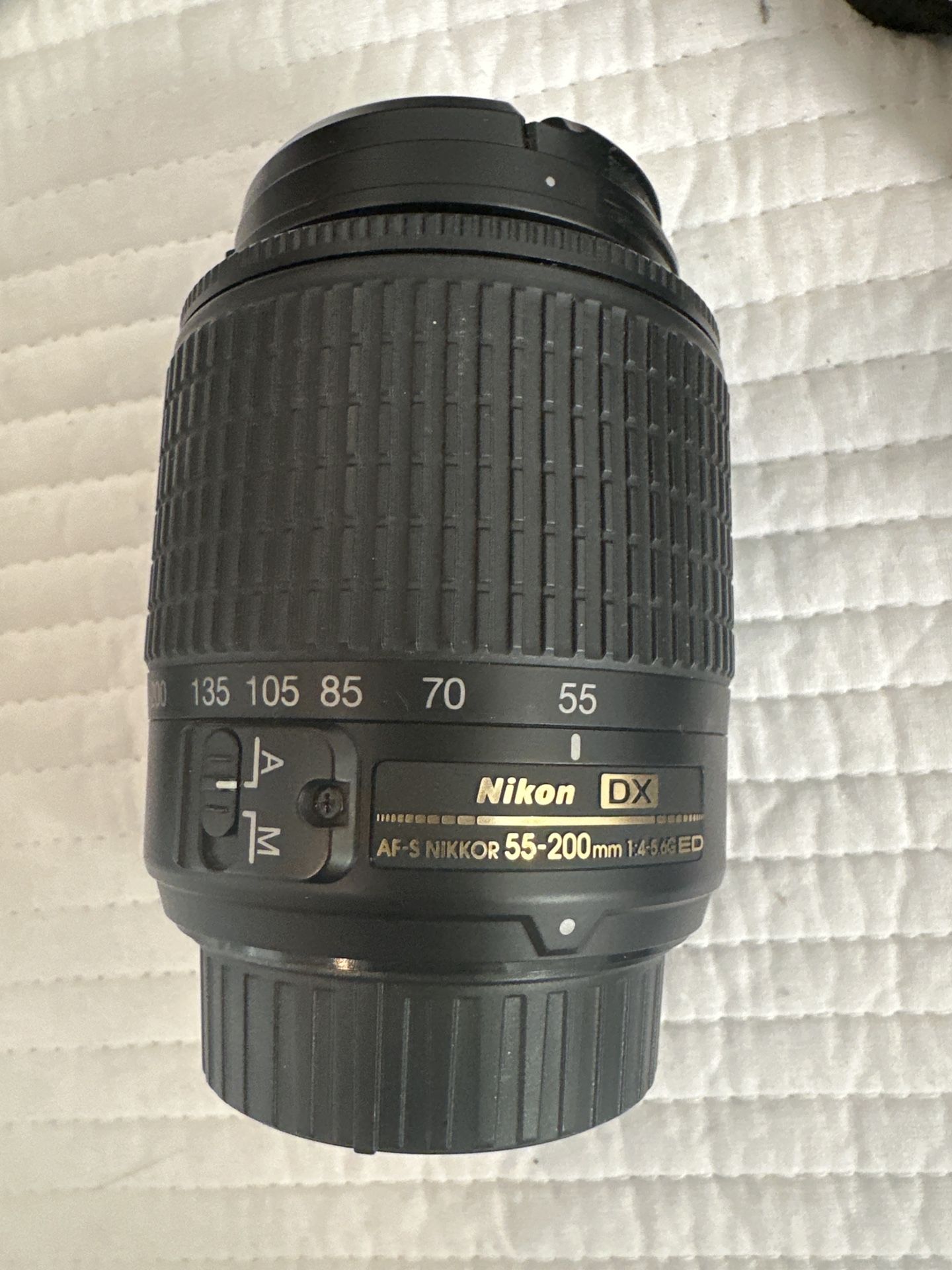 📷 Nikon AF‑S DX NIKKOR 55‑200mm f/4‑5.6G ED VR Lens