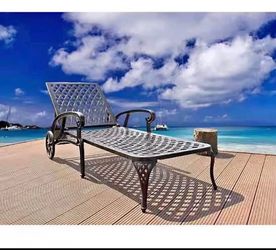 New in box Brown Aluminium Outdoor Lounge Chair Set of 1, Adjustable Lounge Chair with Wheels Suitab