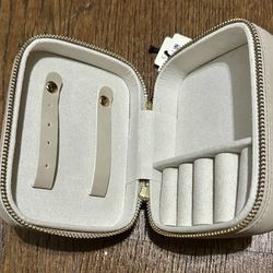 NEW Travel Jewelry Storage Carrier Case