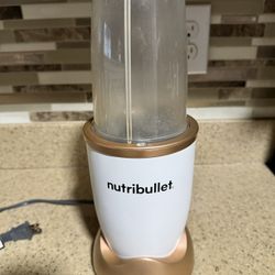 Nutribullet Bleander Copper And White Colour