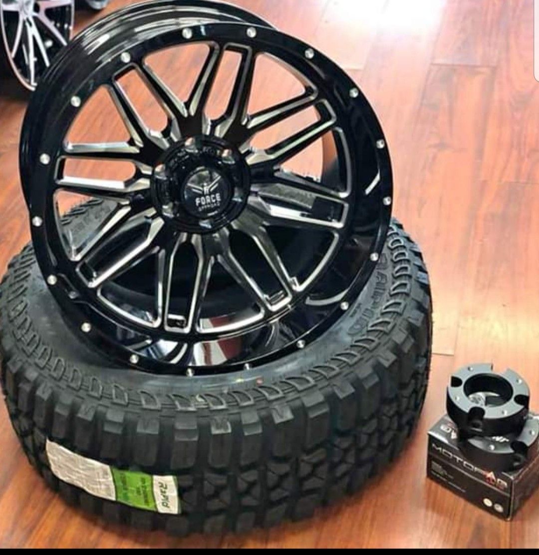 Rims tires and leveling kit installed