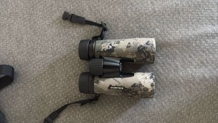 Binoculars Vortex 10x42 Diamondback HD