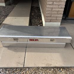 Delta Truck Bed Tool Box With Lock & Key 