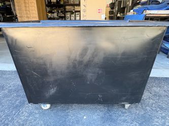 11 - 20 bushel poly box trucks