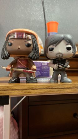 Two walking dead figures