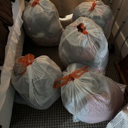 Men And Women’s Clothing 