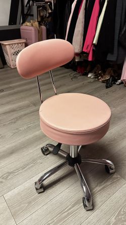 Adjustable Chair With Wheels