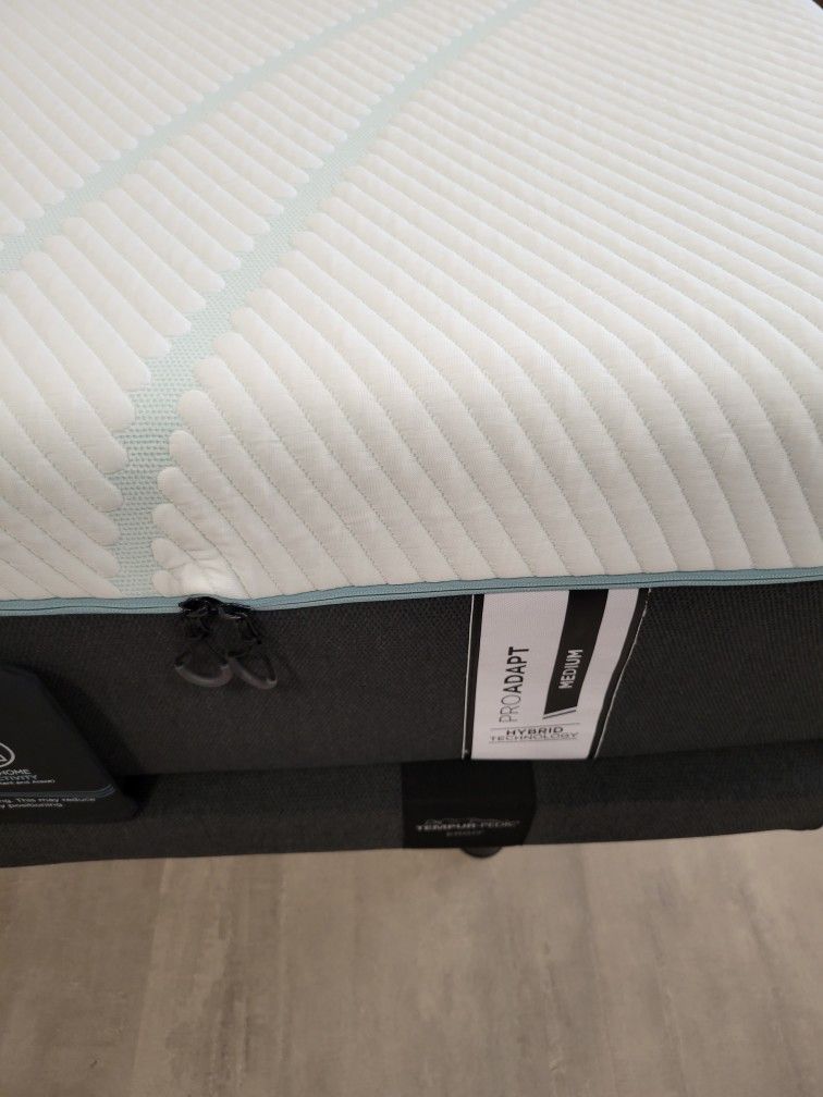 Tempur Pedic Proadapt Hybrid 45% Off!!!!