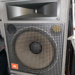 JBL BOX With Screamer