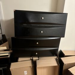 Black King Size Platform Bed 