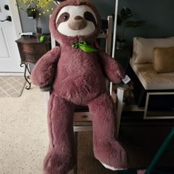 Sloth Stuffed Animal.    Big