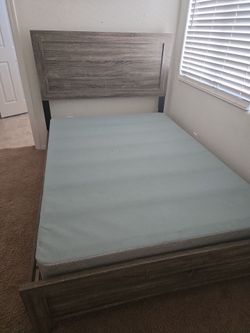 Full size bed