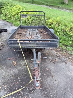 Tilt trailer