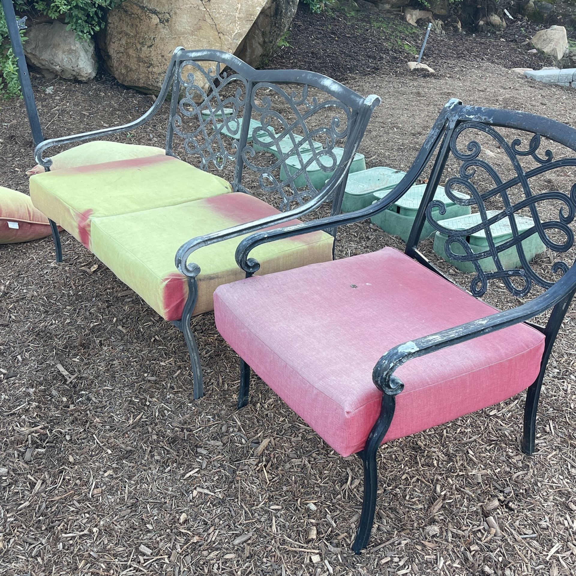 If You Like A DIY Project - Outdoor Seating