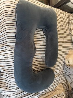 Pregnancy pillow